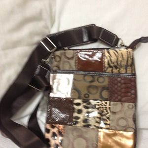 Crossbody with animal print