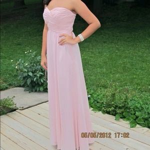 ❌Reduction❌Ralph Lauren prom dress❤❤ ITS A STEAL!