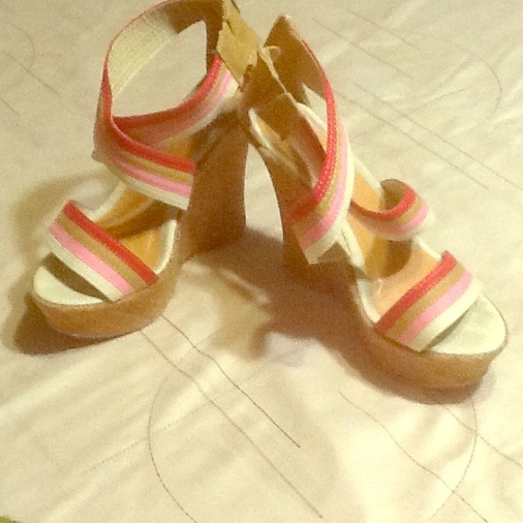 Used only once, Wedges