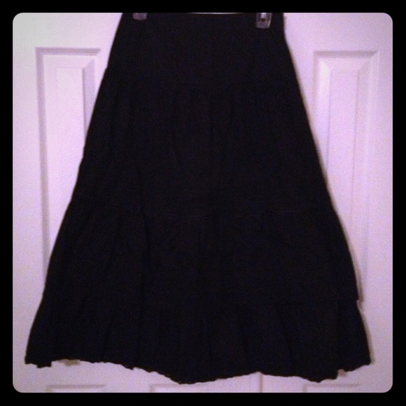 New York & company black peasant skirt