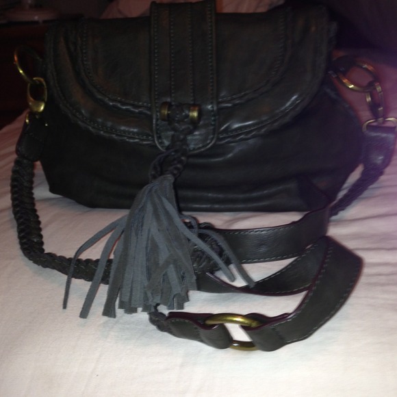 Hunter Green handbag with tassel 11W x 8L