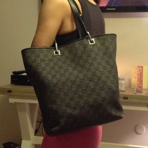 Black Gucci Bucket bag