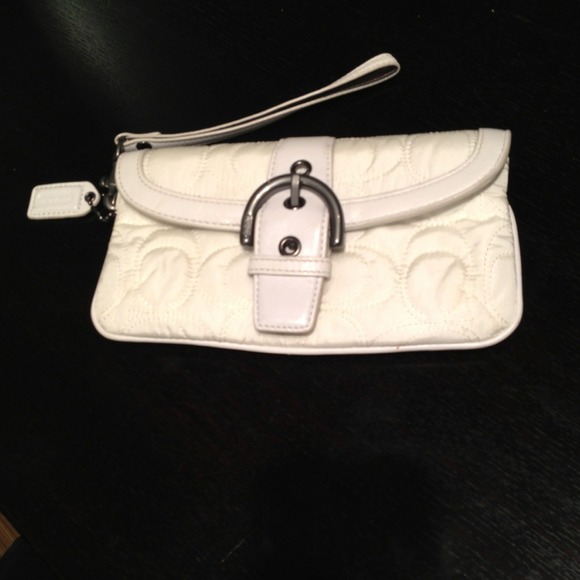 Coach Handbags - Authentic Coach Snow White Quilted Wristlet