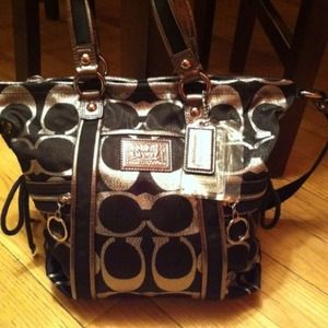 Poppy black and silver not selling