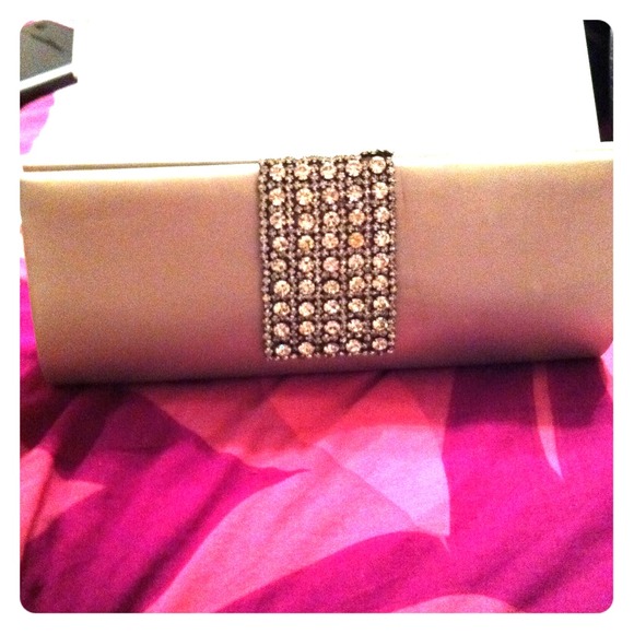 Diamond clutch