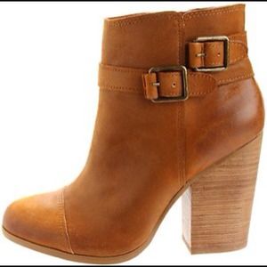 Lucky Brand Laureen Tuscany Night rider booties