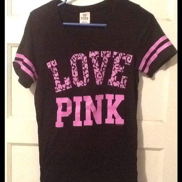VS PINK shirt.