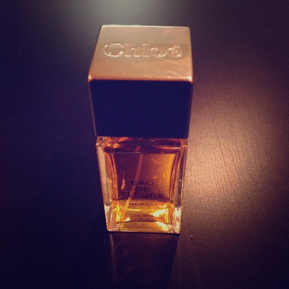 ⛔SOLD⛔($40)⬇REDUCED⬇Chloe Neroli - Picture 1 of 2