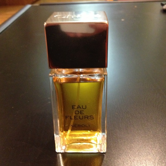 ⛔SOLD⛔($40)⬇REDUCED⬇Chloe Neroli - Picture 2 of 2