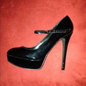 ALDO patent leather Mary Jane Platforms