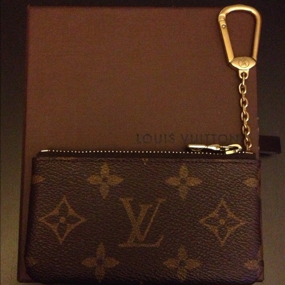 Louis Vuitton vintage coin purse with keychain