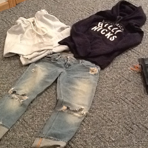 Hollister Jeans & Gilly Hicks Sweatshirts