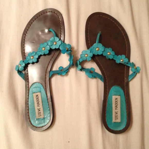 Steve Madden Daisy Flip-Flops