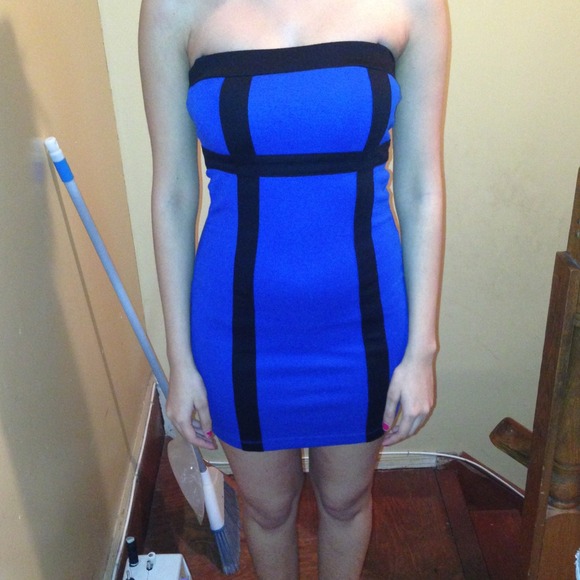 Dresses & Skirts - Blue and black forever 21 tight dress