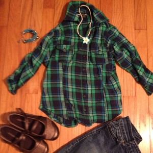 Fitted Green Plaid Shirt