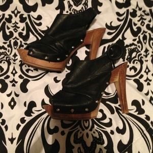 REDUCED Black and wood heels