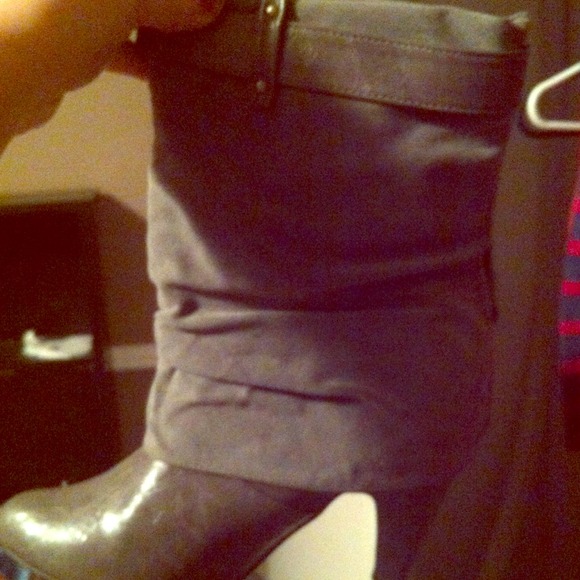 Glik's boots - Picture 1 of 4