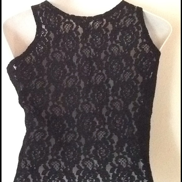 ~SOLD in Bundle ~# (BOGO) Lace tank-top. - Picture 2 of 2