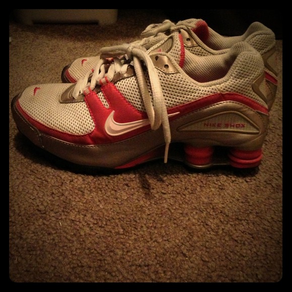 Bundle for Mtobaru-Pink Nike shoes & body care kit