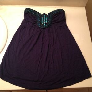 Strapless navy blue flowy shirt (small)