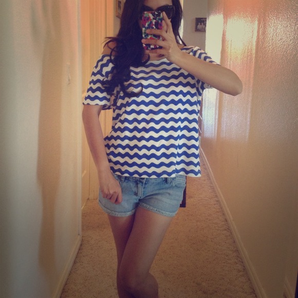 🎀Sold🎀Cute stripe blue top!