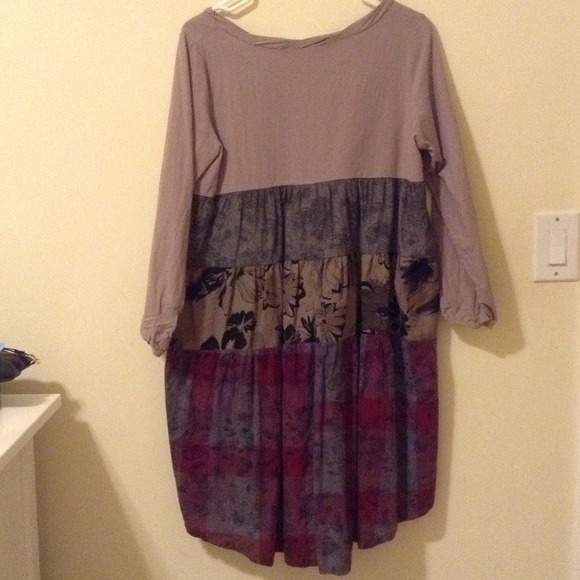 Dress - Picture 2 of 4