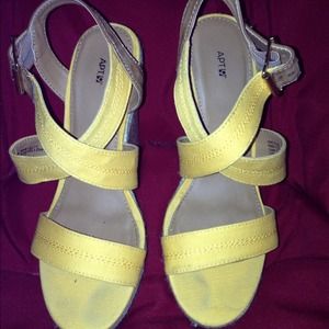 Yellow Wedge shoe