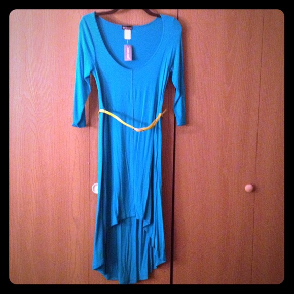 Dresses & Skirts - HOLD for @bundleitplease Teal hi-low dress!!!