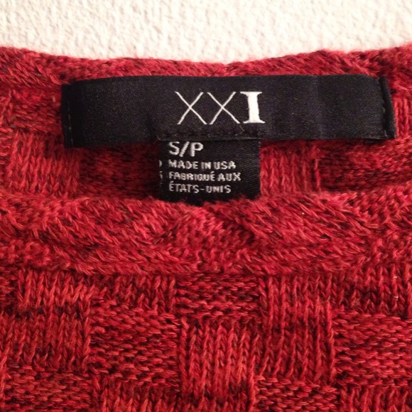 Crop tops - Picture 2 of 2