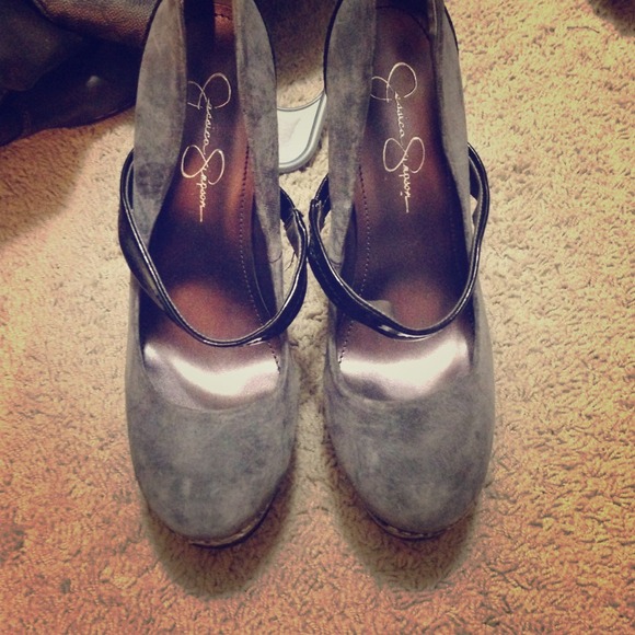 Jessica Simpson heels/pumps
