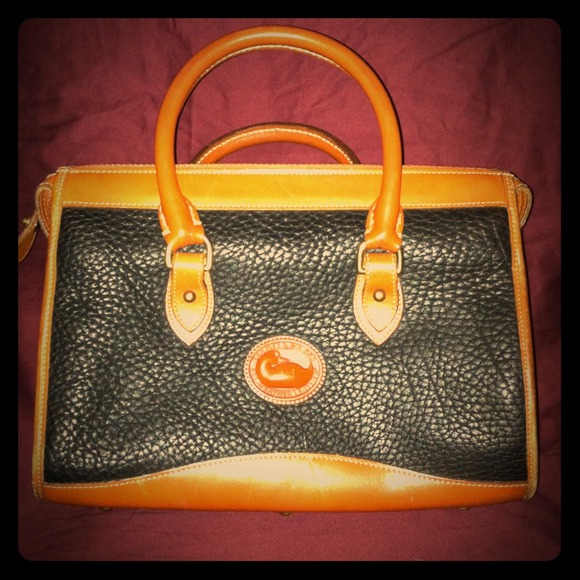 Dooney & Bourke Handbags - Authentic Vintage Dooney & Bourke Classic Satchel