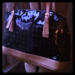 SOLD for @ Mdr57106 :ARCADIA Patent leather bag