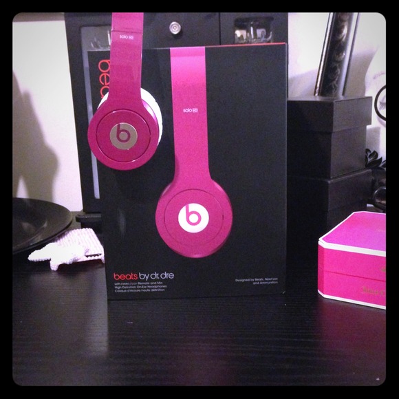 💢 SOLD!! 💢Beats by dr dre (pink)