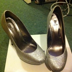 Glitter bakers platform pumps