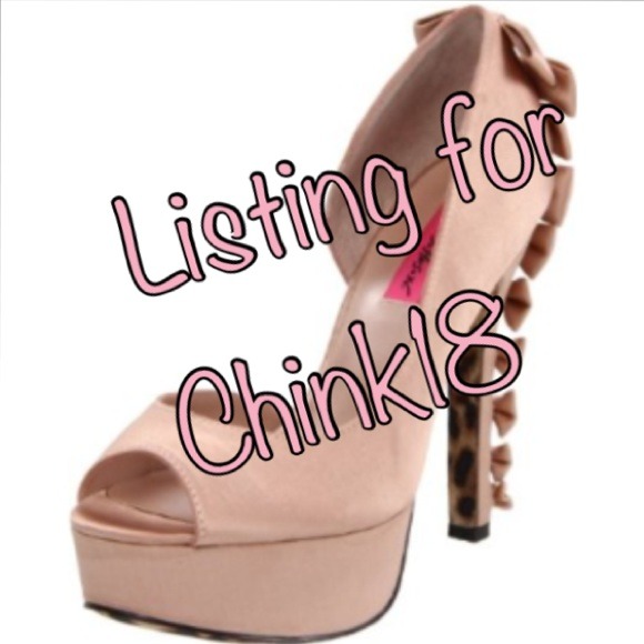 Betsey Johnson Blush Bow Pump 🆕