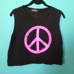 🎀Traded🎀Peace print mid top😍