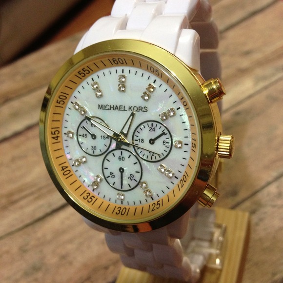 Mk watch