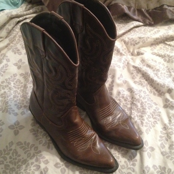 RESERVED cowgirl boots
