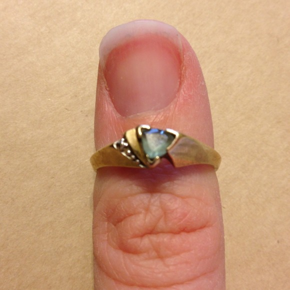 Gold ring
