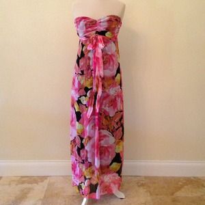 Black & pink strapless sundress