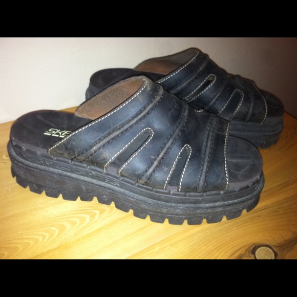 Skechers slip on brown sandals Reduced to $5