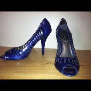 Sexy blue pumps Reduced to $30