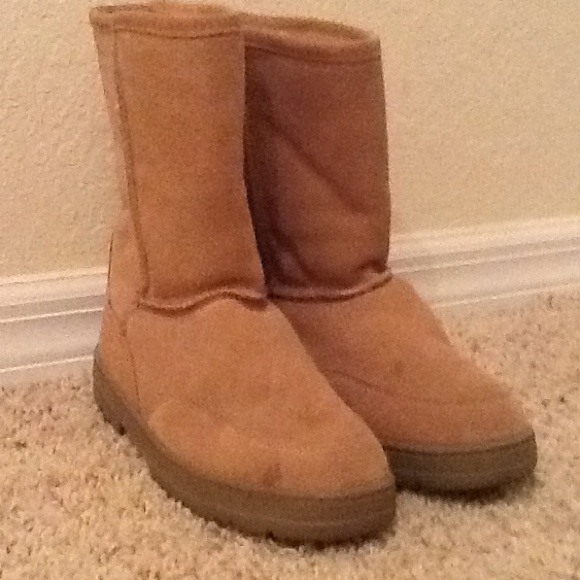BASS leather boots