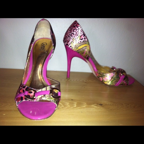 Sexy pink heels.  SOLD!! - Picture 2 of 2