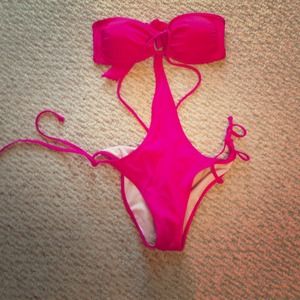 👙Super sexy one piece bathing suit