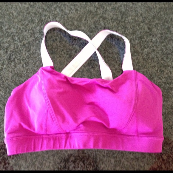 Reserved lululemon adjust me bra