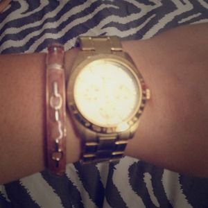 Guess gold medium size