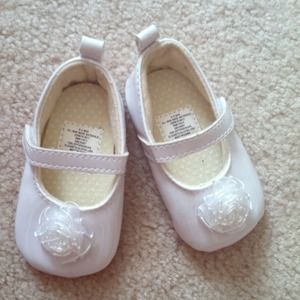 White patent leather like shoes