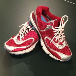 Nike Shox Running Shoes