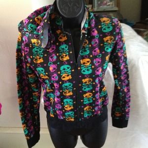  NWT skull candy hoodie size Small